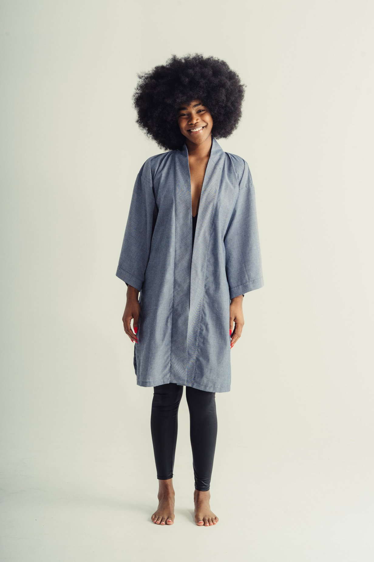 Kimono mi-long peint à la main, fentes latérales