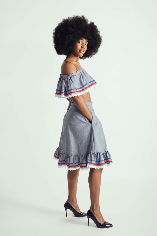 Jupe taille haute avec ric-rac bleu et rouge